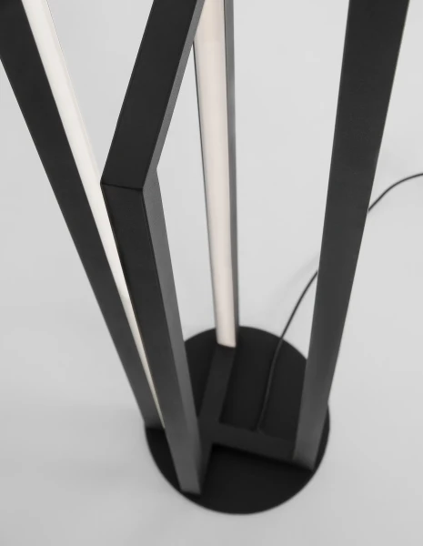 Stojace lampy -  Novaluce LED stojaca lampa Zesiro