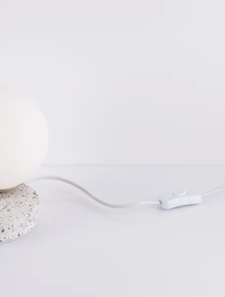 Stolové lampy -  Novaluce Dizajnová stolová lampa Beson